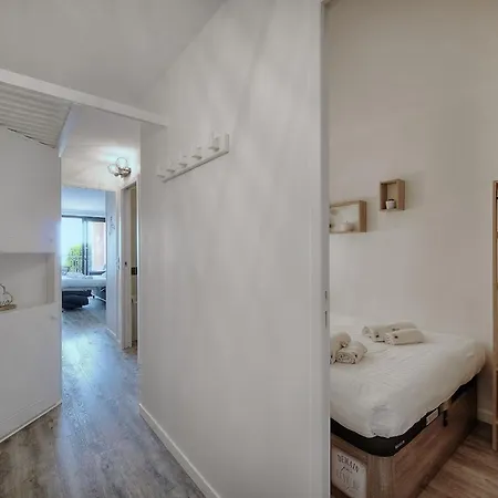 Apartment Immogroom - 2 Sea View - Renovated - Swimming Pool - Parking - Ac