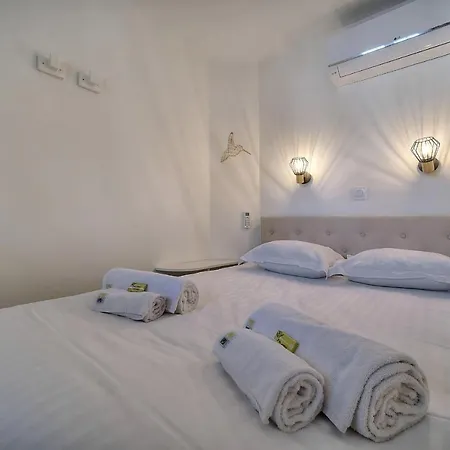 Immogroom - 2 Sea View - Renovated - Swimming Pool - Parking - Ac Apartment *
